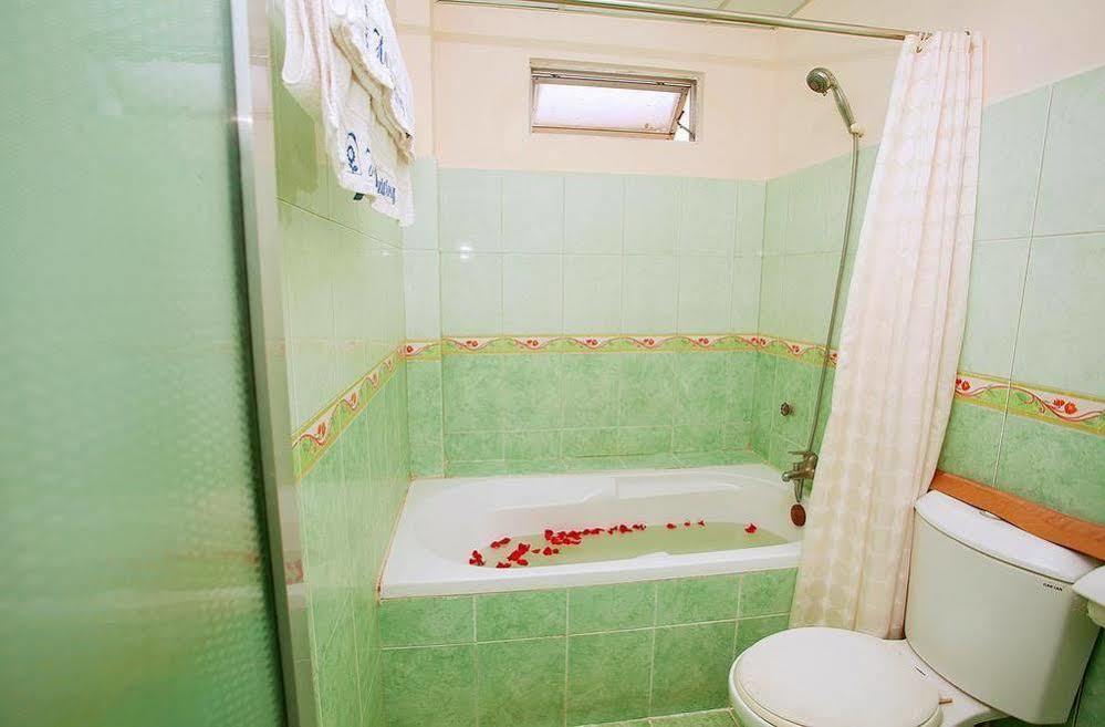 Sun Flower Hotel Нячанг Экстерьер фото